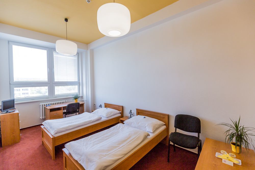 Prometheus Hotel Бърно Екстериор снимка