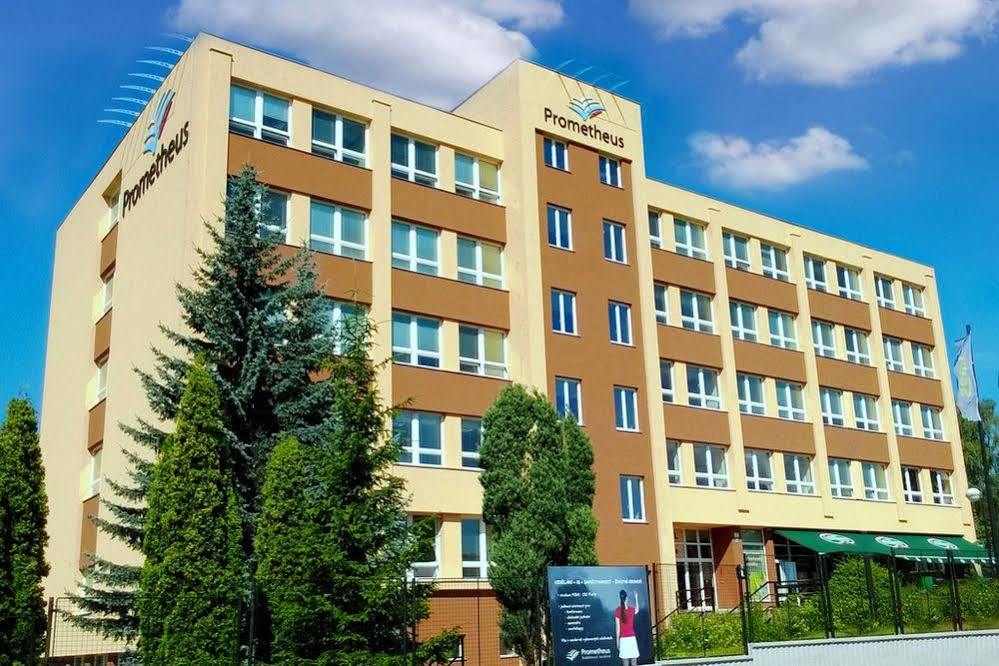 Prometheus Hotel Бърно Екстериор снимка