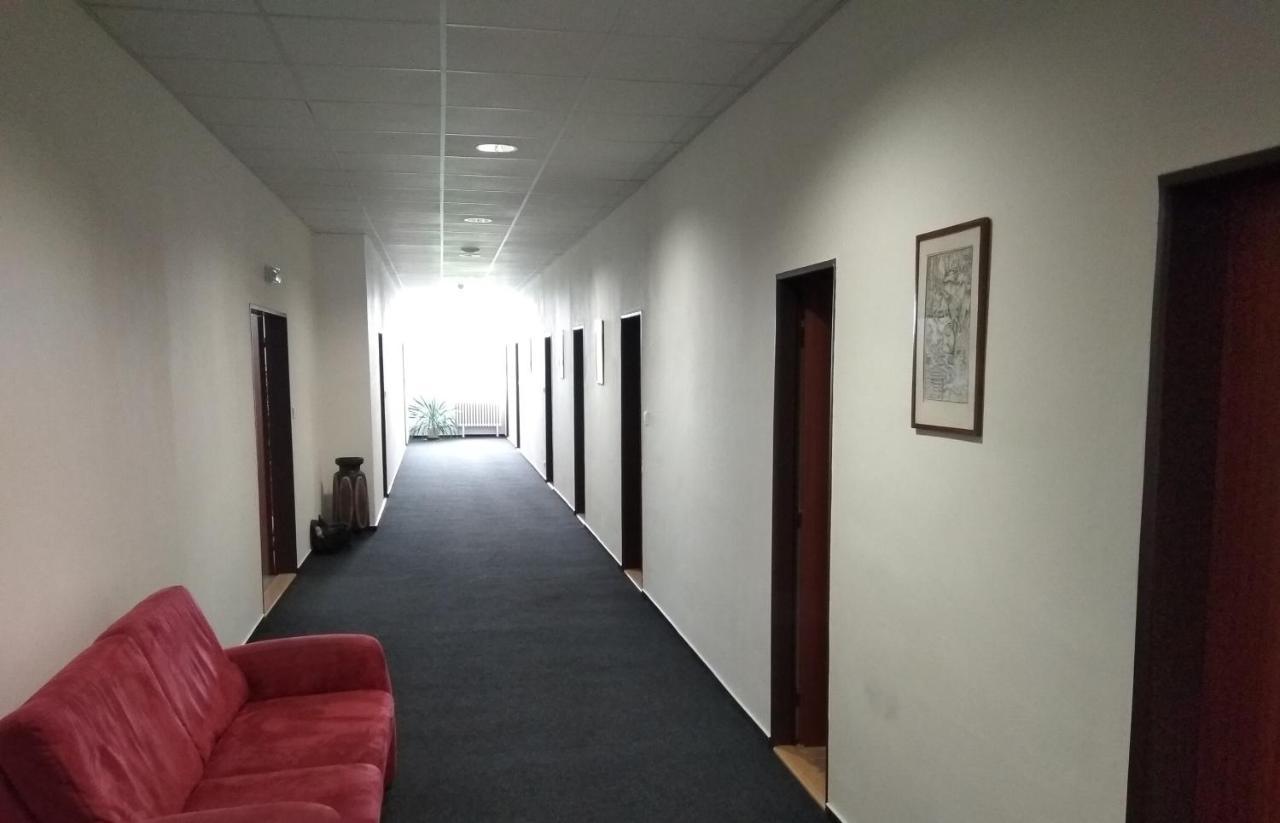 Prometheus Hotel Бърно Екстериор снимка