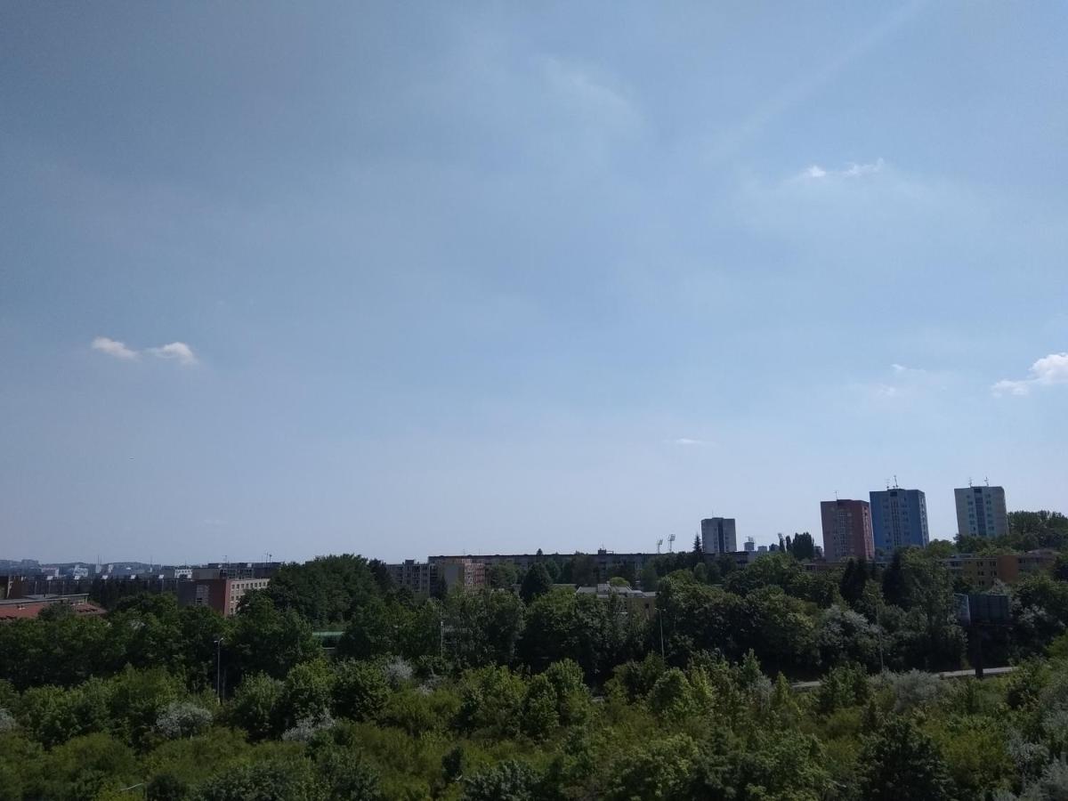 Prometheus Hotel Бърно Екстериор снимка